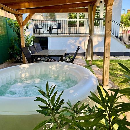 Sparkling Time Apartman Βίλα Hajdúszoboszló Εξωτερικό φωτογραφία