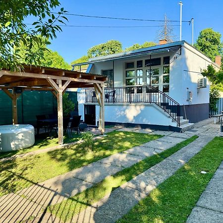 Sparkling Time Apartman Βίλα Hajdúszoboszló Εξωτερικό φωτογραφία
