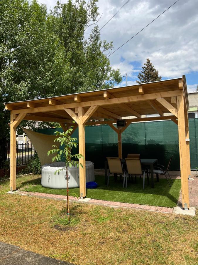 Sparkling Time Apartman Βίλα Hajdúszoboszló Εξωτερικό φωτογραφία